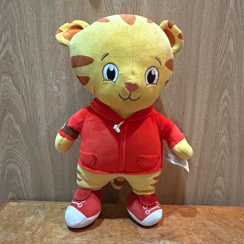 Daniel Tiger’s Neighborhood Plush Doll 14” 2023 Stuffed Animal very soft